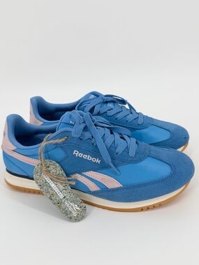 Reebok World 70 Sneaker Blue/Pink/White